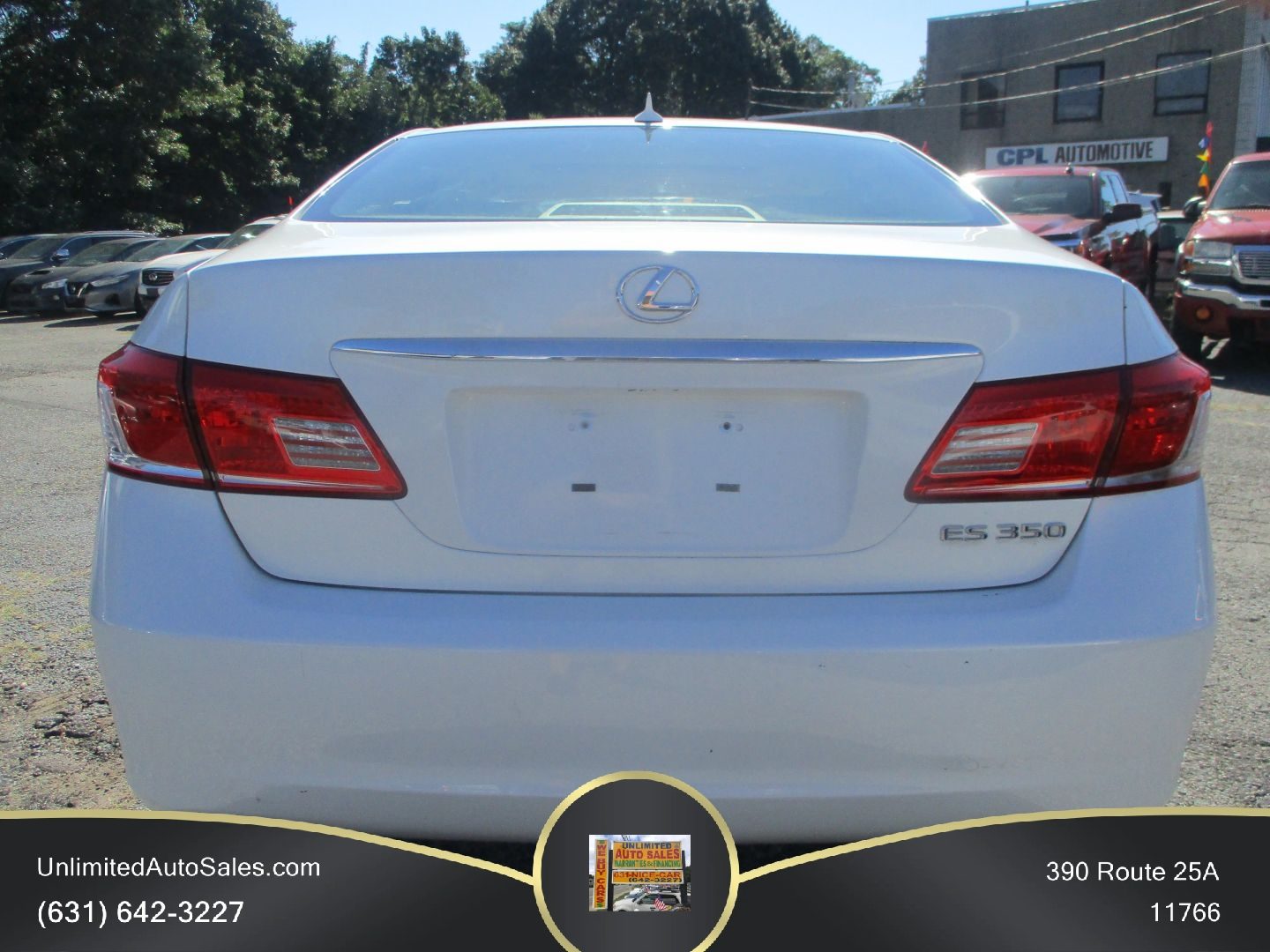 2011 Lexus Es photo 2