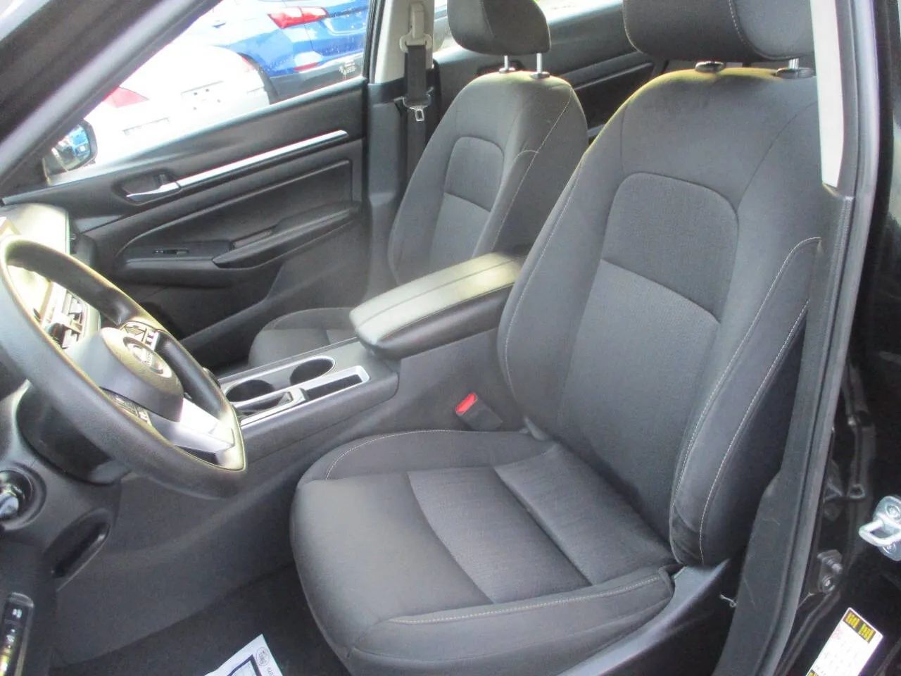 2022 Nissan Altima photo 4