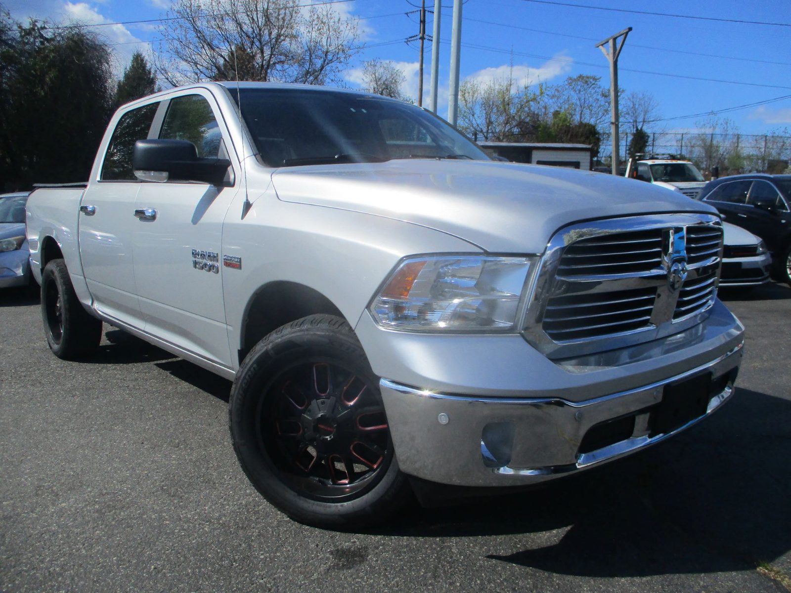 2018 Ram 1500 Crew Cab photo 1