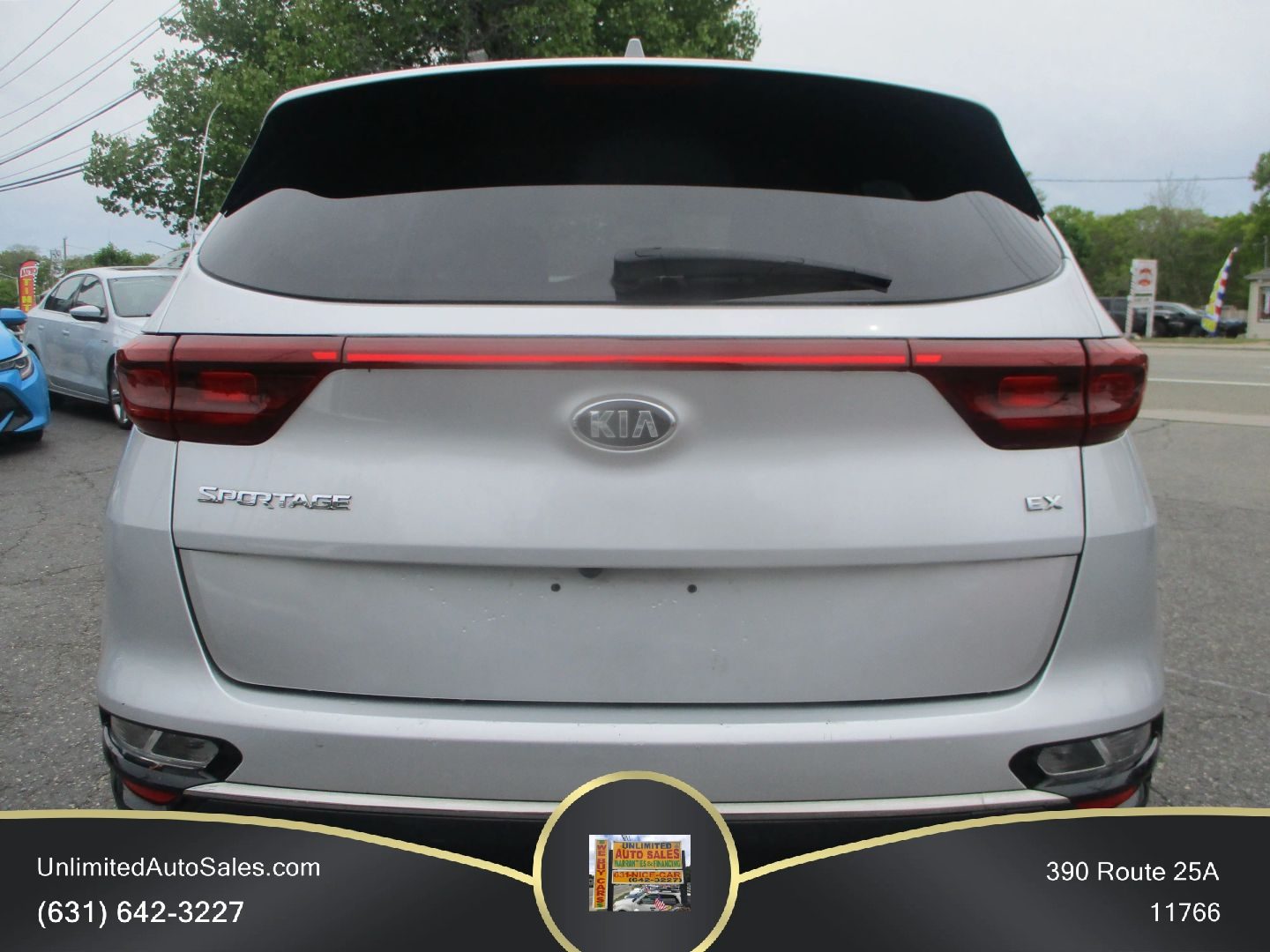 2020 Kia Sportage photo 2