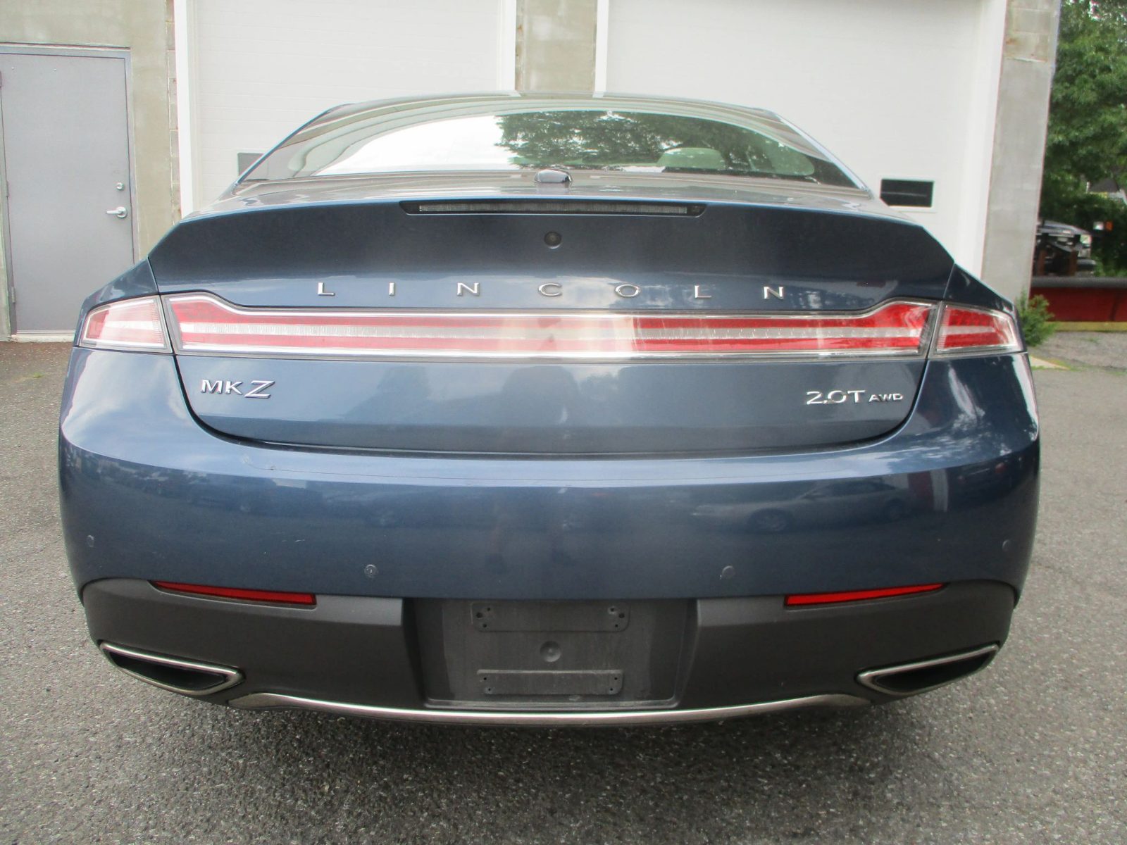 2019 Lincoln Mkz photo 2