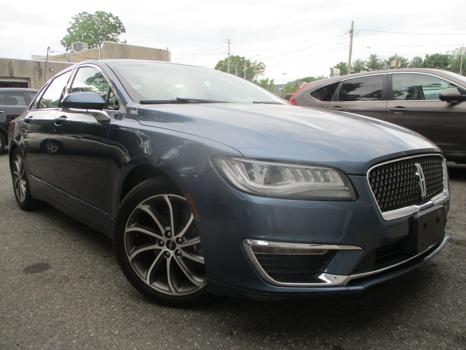 2019 Lincoln Mkz photo 1