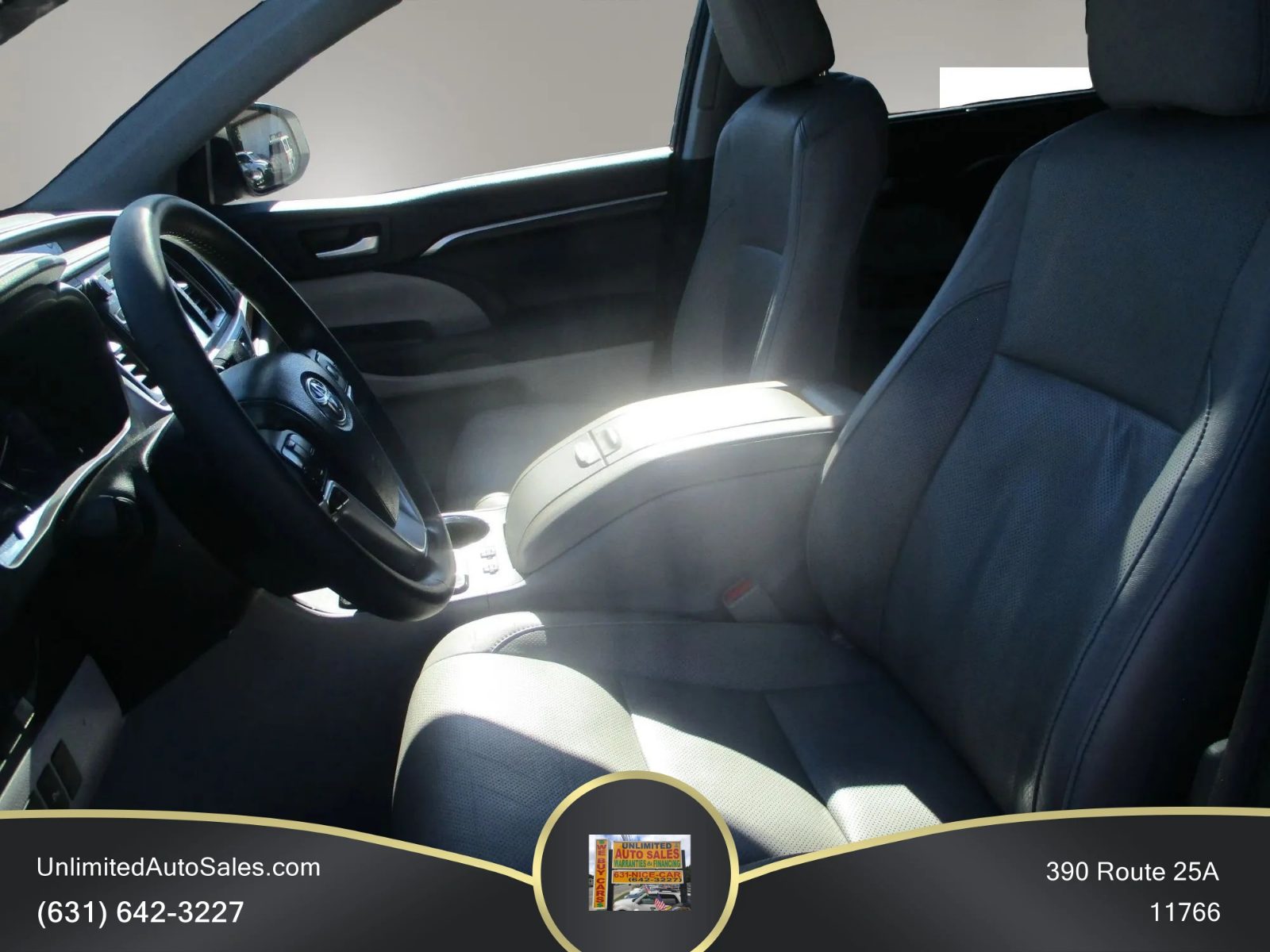 2014 Toyota Highlander photo 4