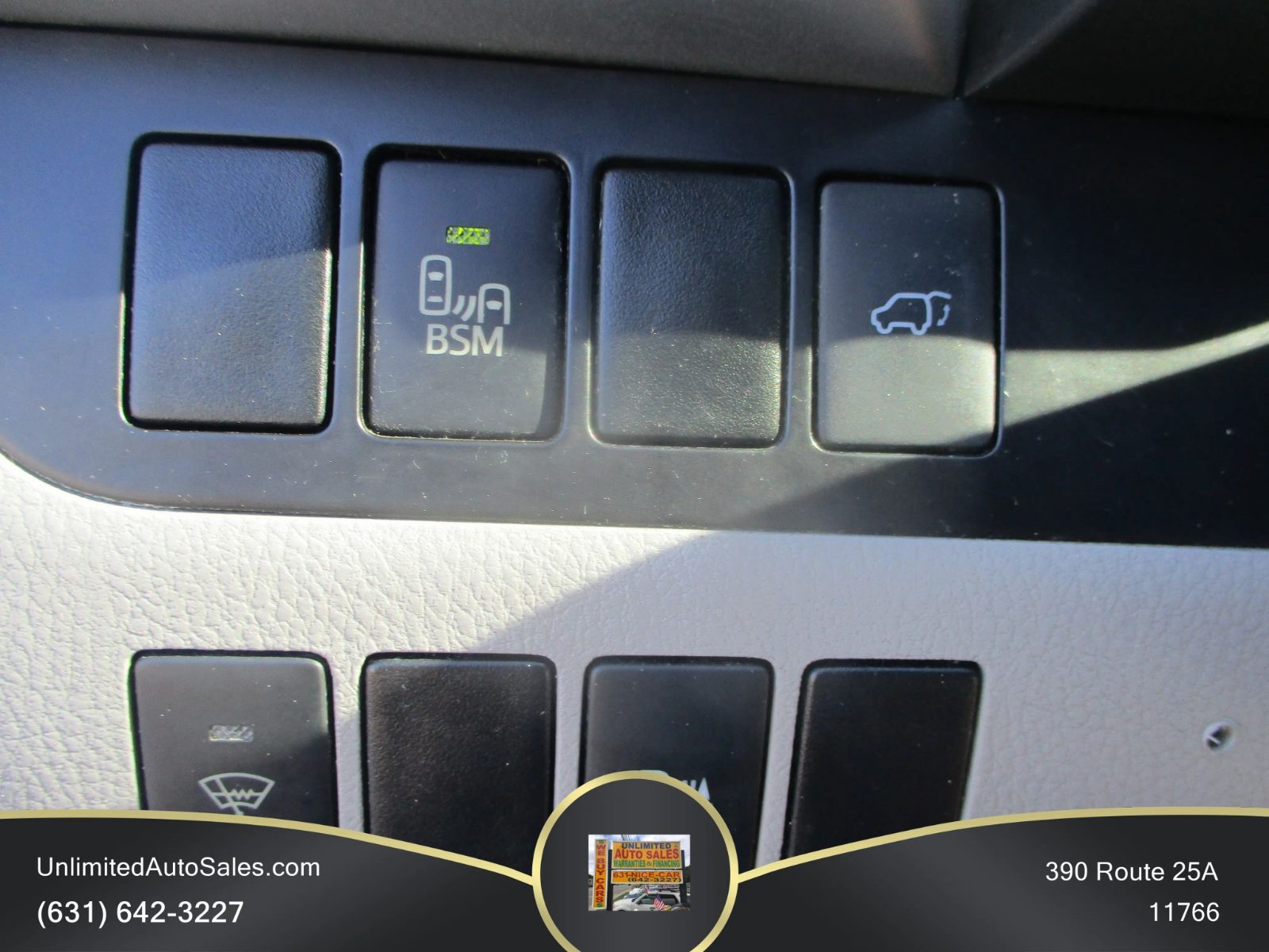 2014 Toyota Highlander photo 8